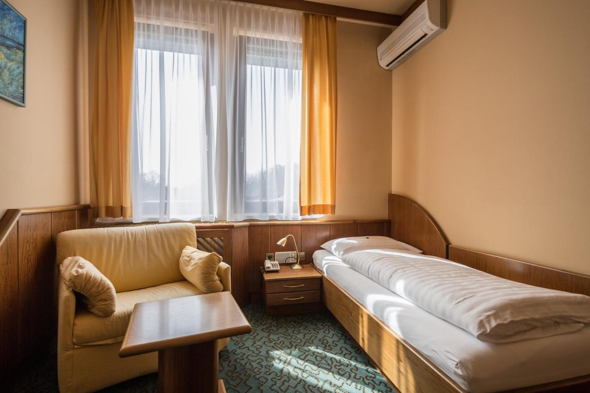 Hotel Eitljoerg Виена Екстериор снимка